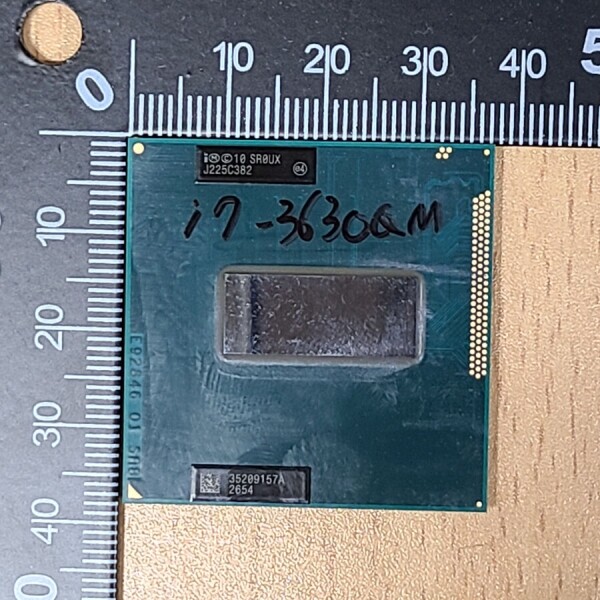 액정도매(LCD도매),CPU Intel Core i7 3630QM 2.4GHz Quad-Core SR0UX 탈거품