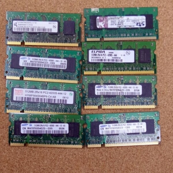 액정도매(LCD도매),RAM 노트북용메모리 DDR2 512MB PC4200 533 여러가지