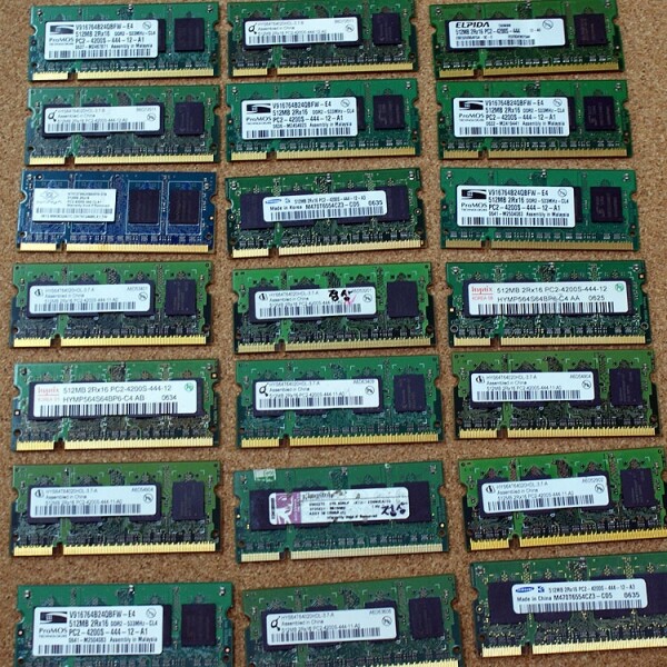 액정도매(LCD도매),RAM 노트북용메모리 DDR2 2G PC5300 667 여러가지