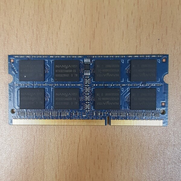 액정도매(LCD도매),RAM NT Nanya 4GB DDR3 PC3-10600 NT4GC64B8HB0NS-CG 중고