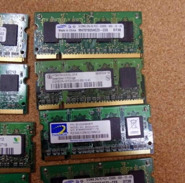 액정도매(LCD도매),RAM NT 512MB PC2-5300S DDR2 667Mhz NT512T64UH81FN-3C 중고