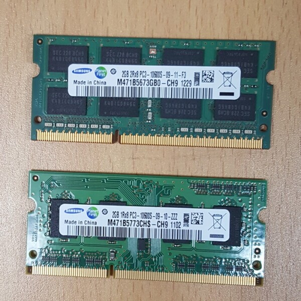 액정도매(LCD도매),RAM NT 2GB DDR3-1333 PC3-10600S M471B5673GB0-CH0 204핀 중고