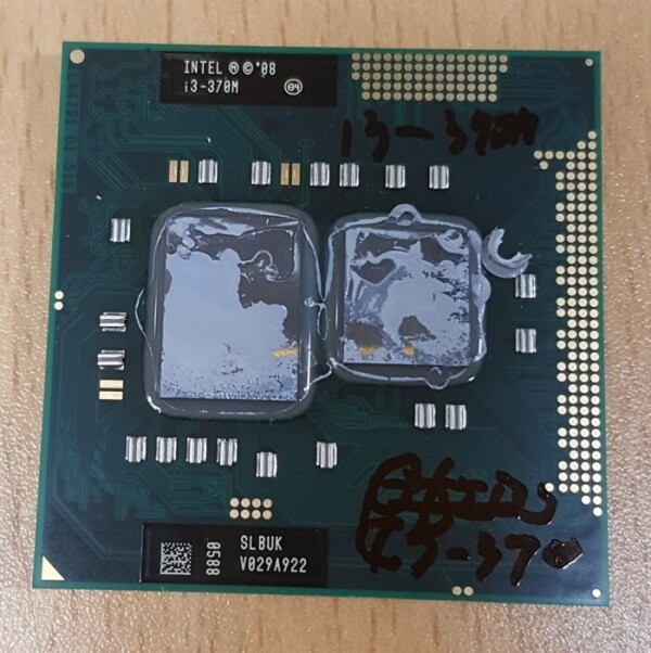 액정도매(LCD도매),CPU Intel i3-370M 3M 2.40GHz SLBUK